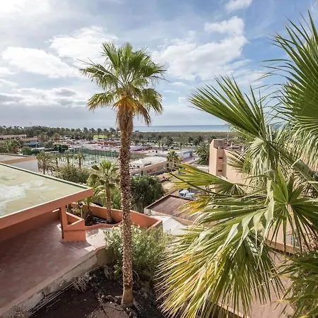 300 M Beach, Ocean View, Refined, Wi-fi, Fiber *